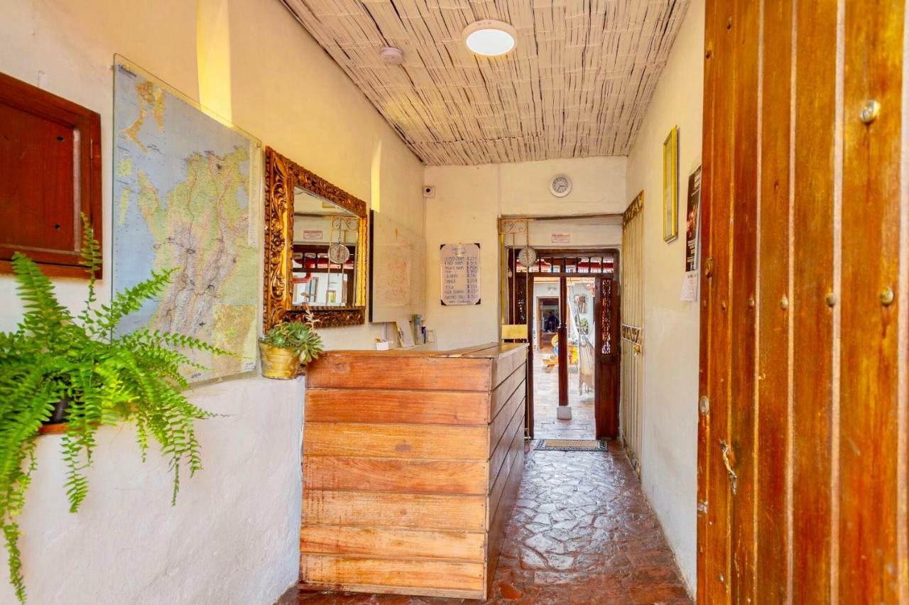 Alegrias Hostel Богота Екстер'єр фото